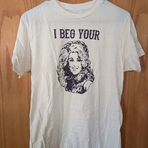 Dolly Parton Graphic T-Shirt